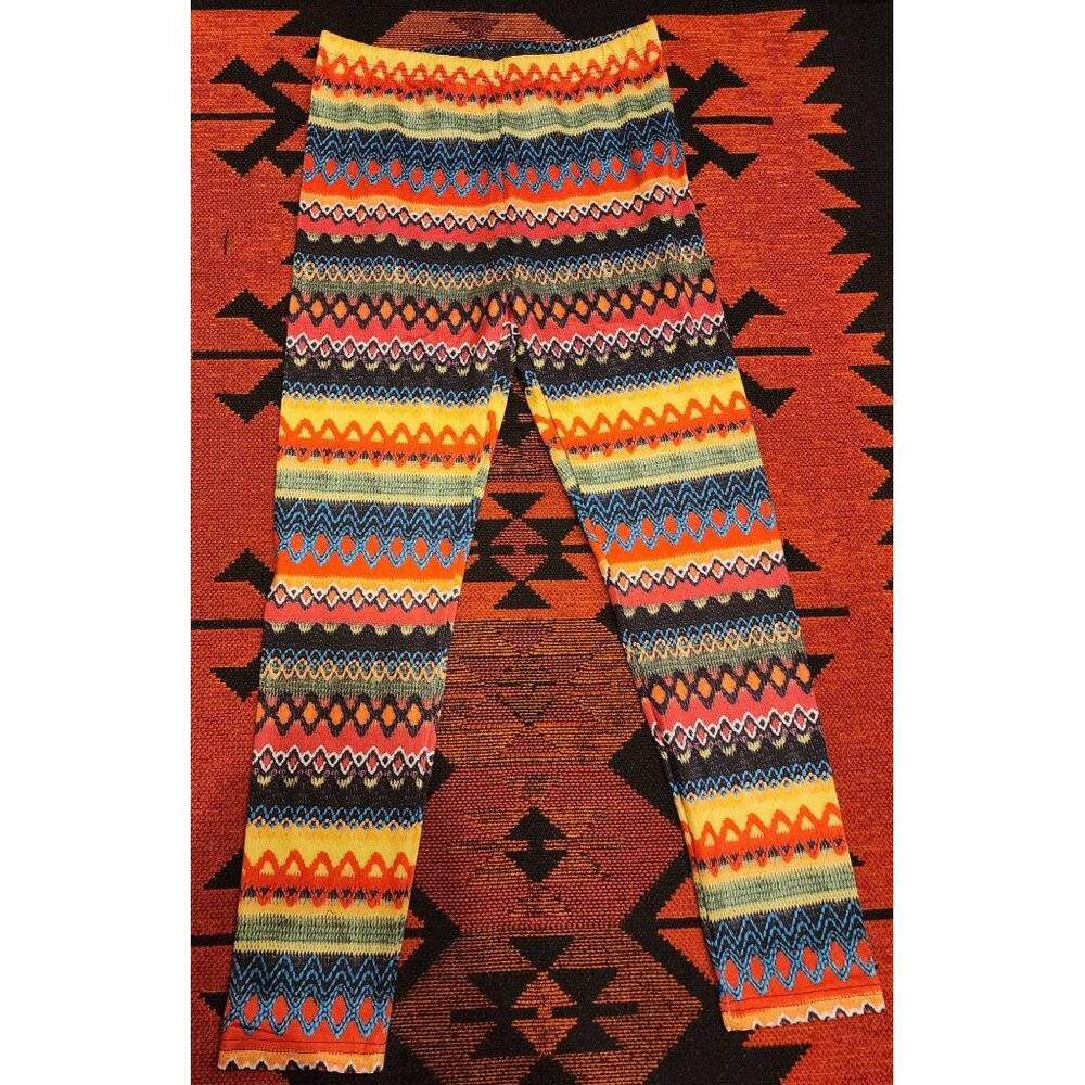 Colorful Women's Zigzag Patterned Leggings 95% Polyester  5% Spandex. Medium
